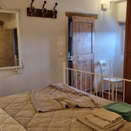 Il Piccino 29, Esperienza Romantica In Borgo.... Montescudaio Bagian luar foto