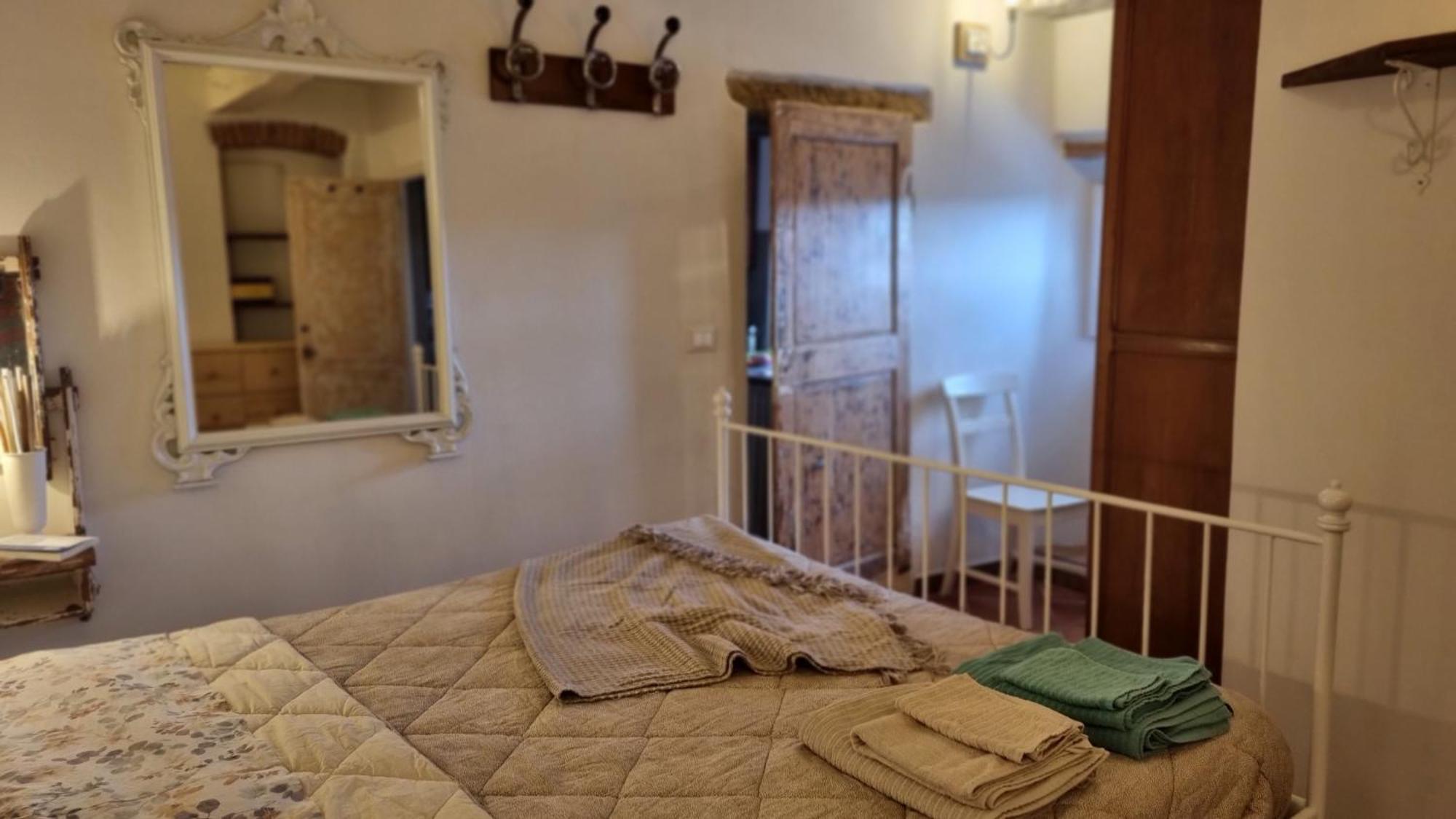 Il Piccino 29, Esperienza Romantica In Borgo.... Montescudaio Bagian luar foto