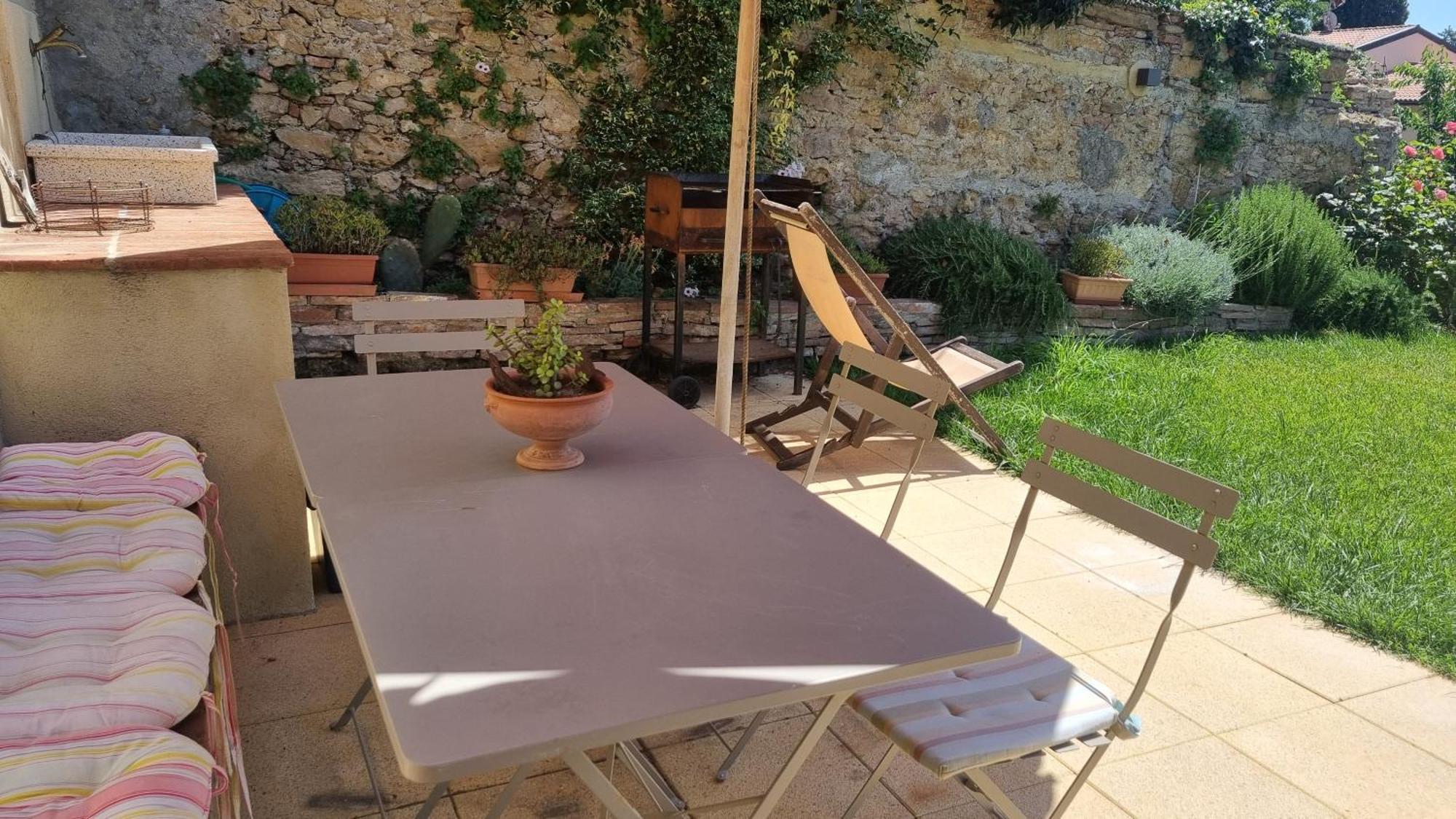 Il Piccino 29, Esperienza Romantica In Borgo.... Montescudaio Bagian luar foto