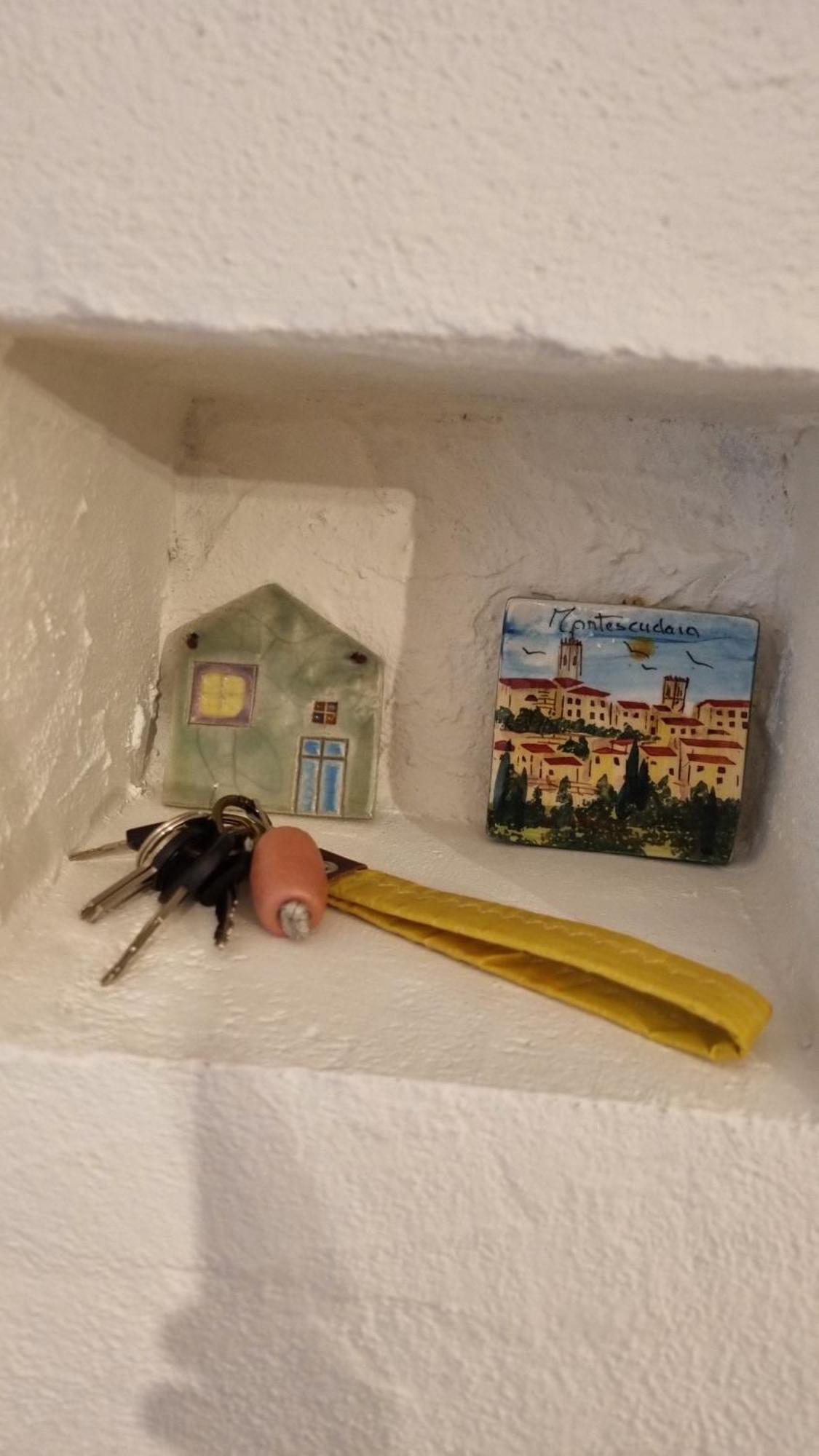 Il Piccino 29, Esperienza Romantica In Borgo.... Montescudaio Bagian luar foto